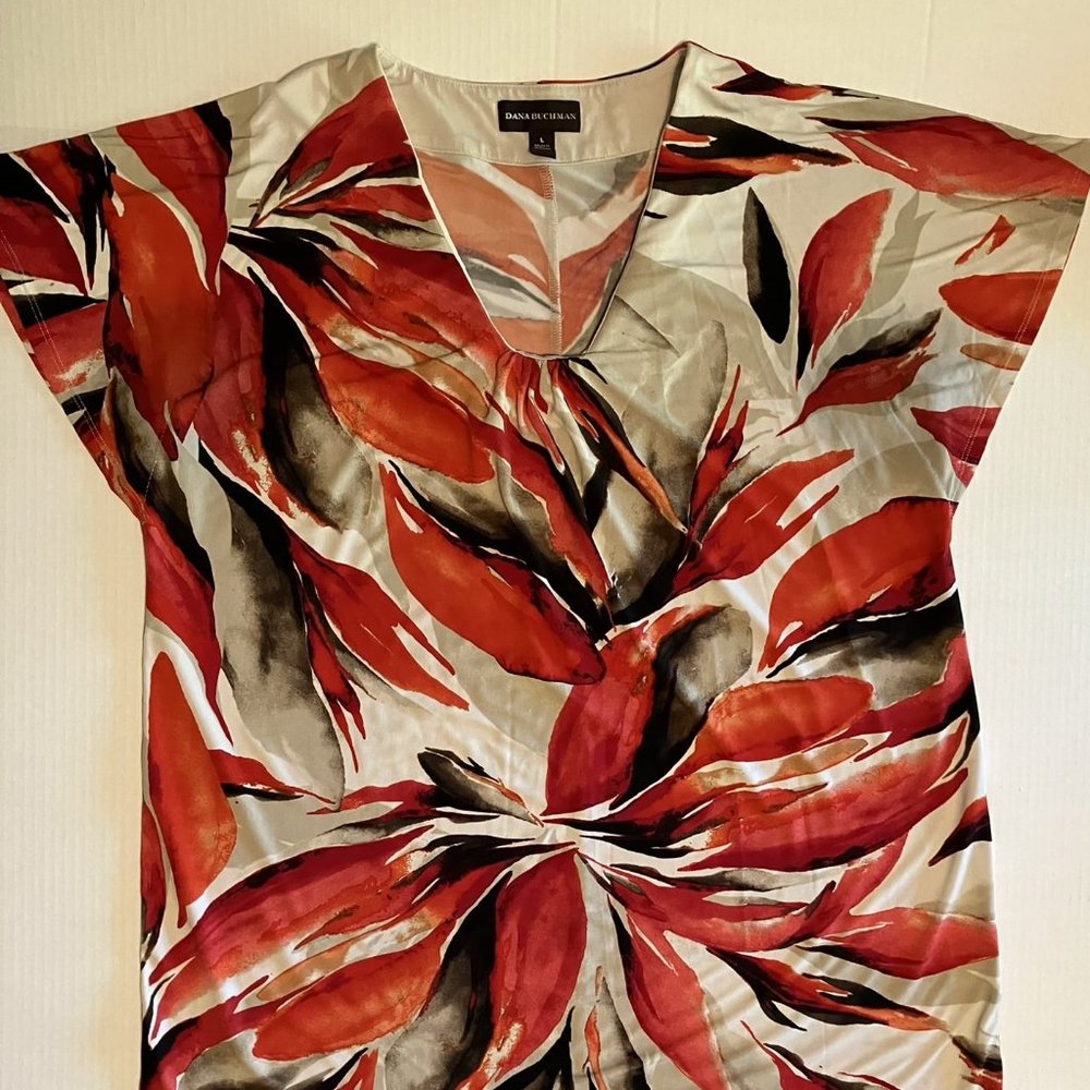 Dana Buchman floral shirt